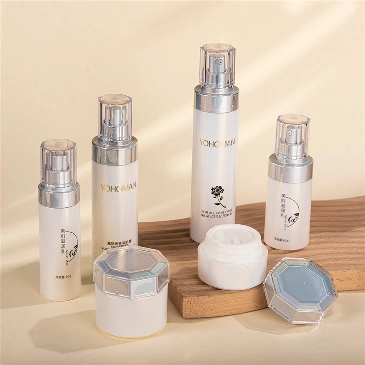 Plastic Cosmetic Packaging